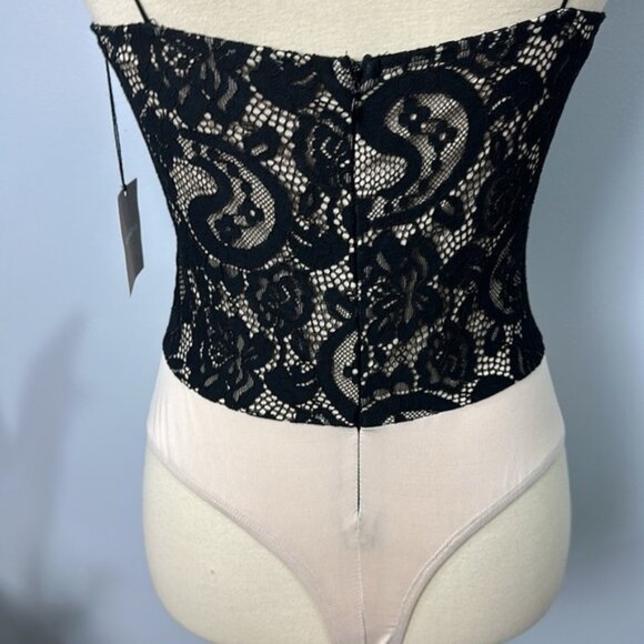 Super Down Stasia Lace Bodysuit NWT Size Medium - Picture 9 of 15